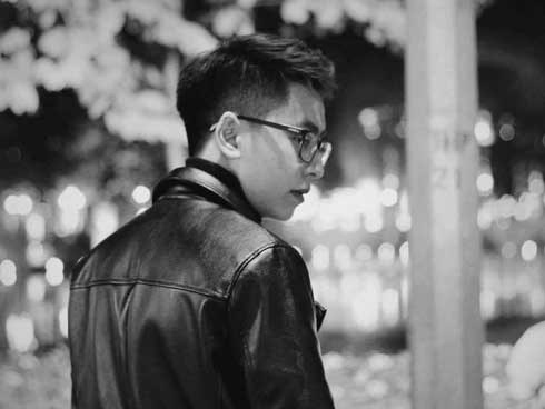 Sau Osad lại xuất hiện thêm 'bậc thầy thả thính' với ngoại hình điển trai và giọng hát ngọt lịm