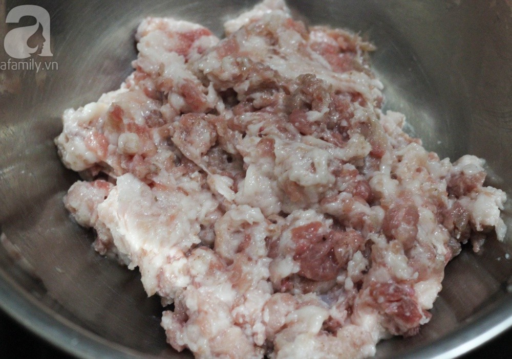 Tuyệt chiêu làm nem rán giòn tan thơm nức chỉ cần thay đổi đúng 1 nguyên liệu-3