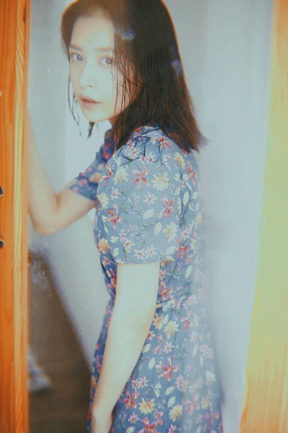 Chi Pu khoe nét đẹp tinh khôi tựa sương mai trong bộ ảnh mới-1