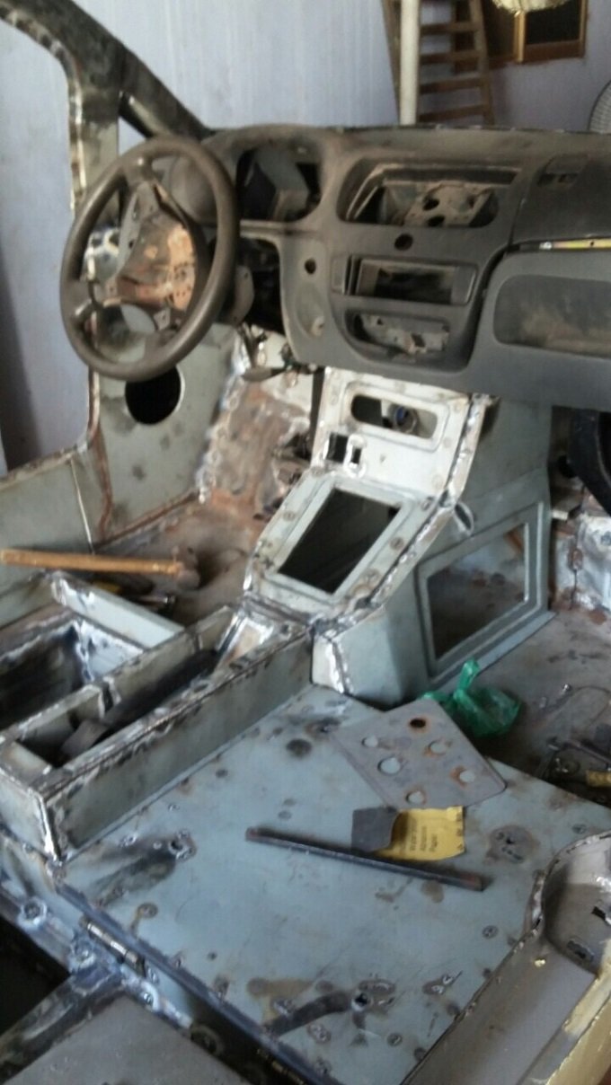 Điều ít biết về xe hơi chạy điện đầu tiên do người Việt chế tạo-3