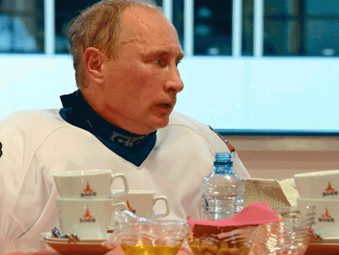 Vladimir Putin: Những khoảnh khắc cô đơn của 'người đàn ông thép'
