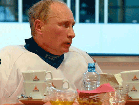 Vladimir Putin: Những khoảnh khắc cô đơn của