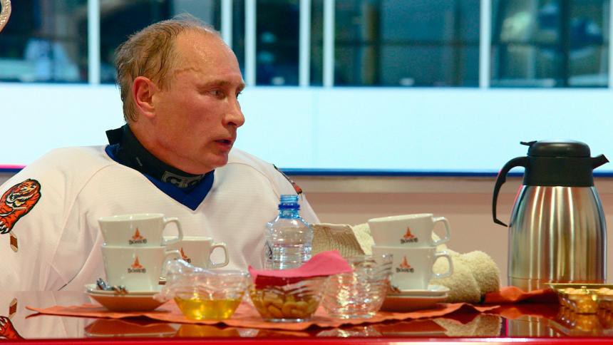 Vladimir Putin: Những khoảnh khắc cô đơn của người đàn ông thép-9