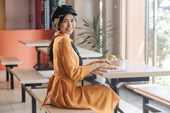 Hoà Minzy xinh đẹp hát hay như thế vẫn bị trai đẹp phụ tình-8