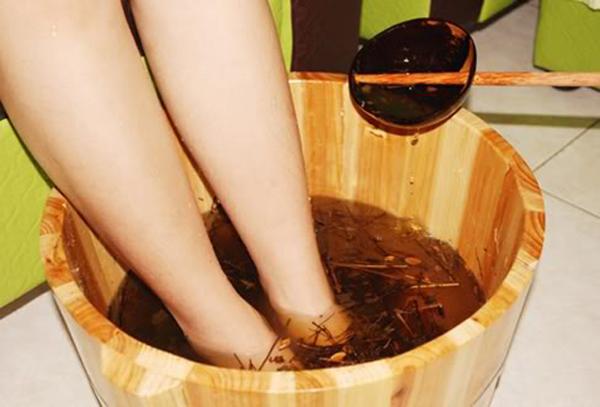 Ngải cứu - thảo dược qúy trong sách cổ chị em nên học ngay 4 cách dùng hiệu quả nhất-3