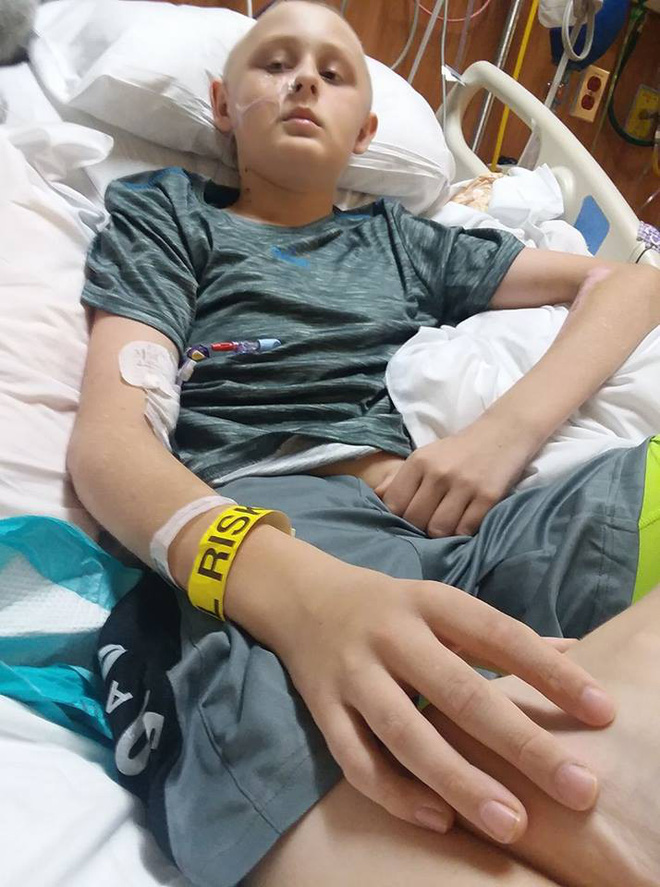 Cậu bé 13 tuổi chết não, không thể qua khỏi bỗng tỉnh dậy sau khi bố mẹ ký vào tờ giấy này-4