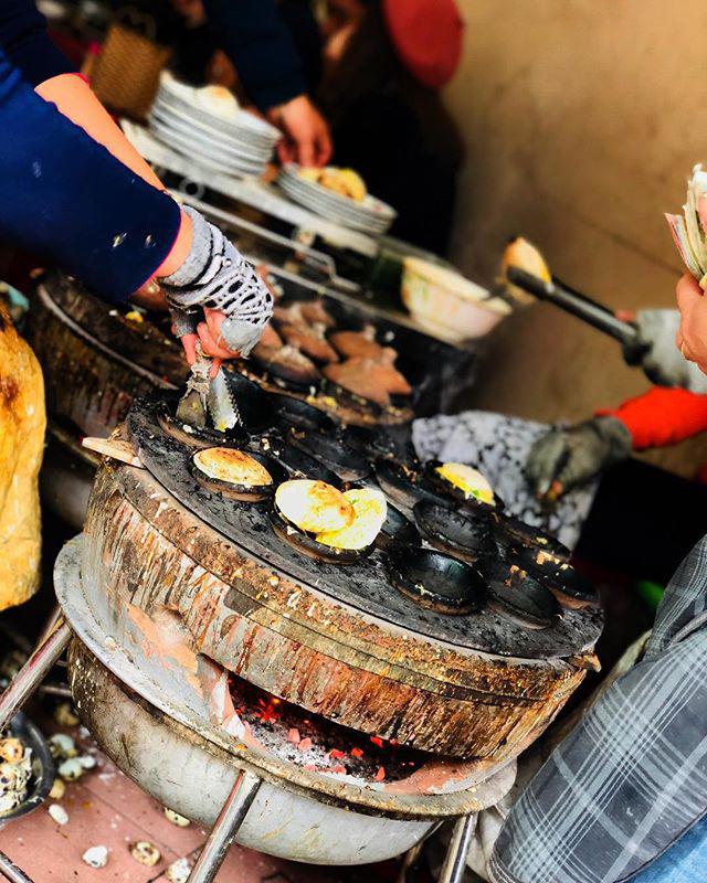 Lạc lối trong 3 con hẻm ăn vặt ngon-bổ-rẻ không thể bỏ lỡ khi du lịch Sài Gòn-10