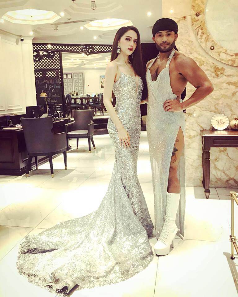 Cuộc chạm trán váy dạ hội mới nhất thuộc về 2 Hoa hậu đình đám, Mỹ Linh và Hương Giang-1