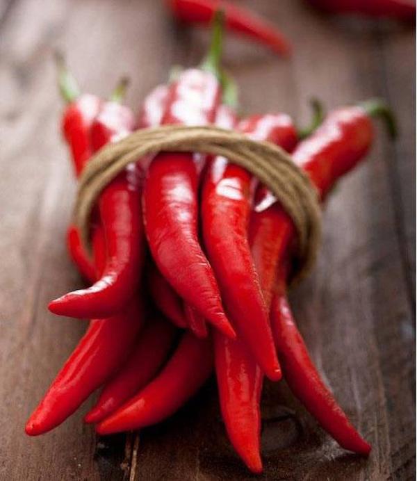 Trời nắng nóng khó chịu, tránh xa 5 loại thực phẩm càng ăn càng bốc hỏa-1