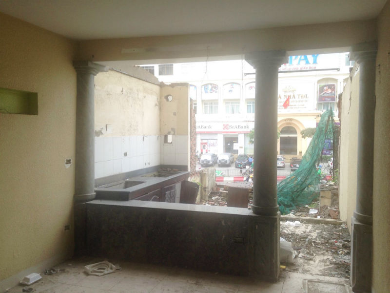 Chung cư tiền tỷ hoang tàn trên đất vàng Hà Nội-7