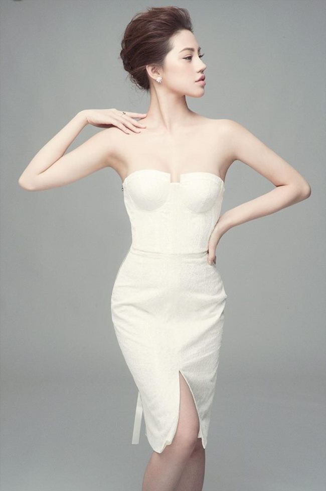 4 người đẹp Việt sở hữu vòng eo 54 - 56 cm thần thánh-10