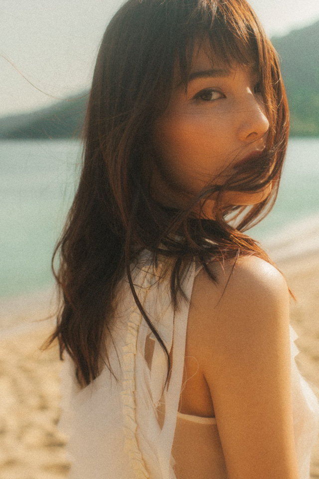 Diễm My 9x táo bạo bỏ nội y, khoe thân nóng bỏng-13