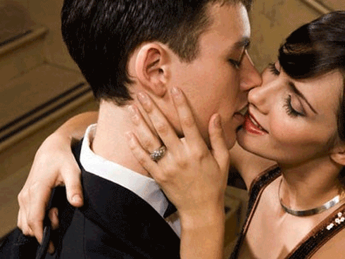 Gã chồng đã ngoại tình còn cùng bồ nhí bán