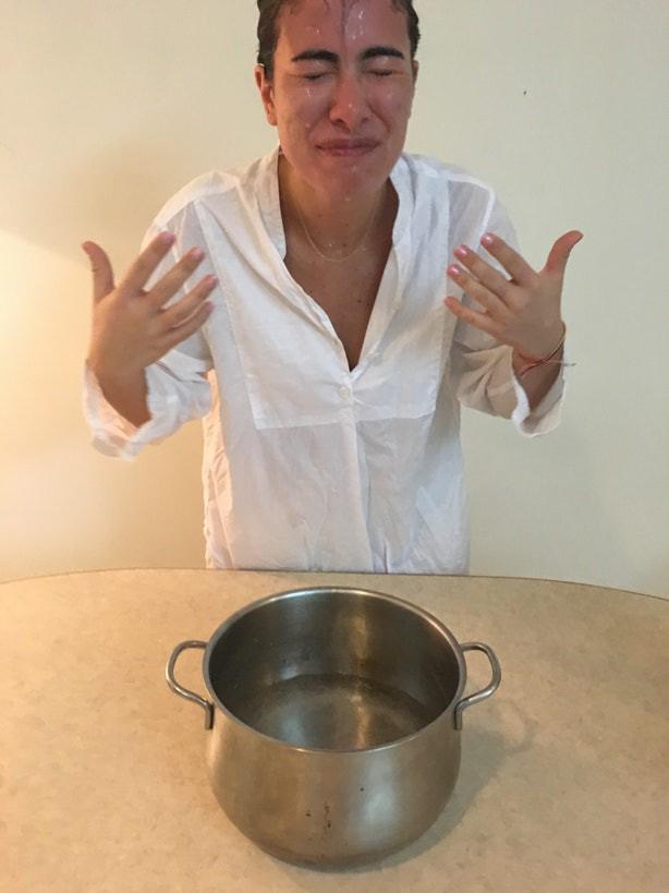 Học theo mẹo ngâm mặt bằng nước có gas, cô gái nhận cái kết không thể bất ngờ hơn!-6