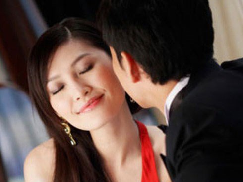 30 tuổi lần đầu biết yêu, cô gái vô tình thành người thứ ba vì qua lại với người có vợ con