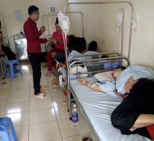 Vụ ngộ độc tập thể sau khi ăn cỗ cưới: Số người nhập viện tăng lên 141-1