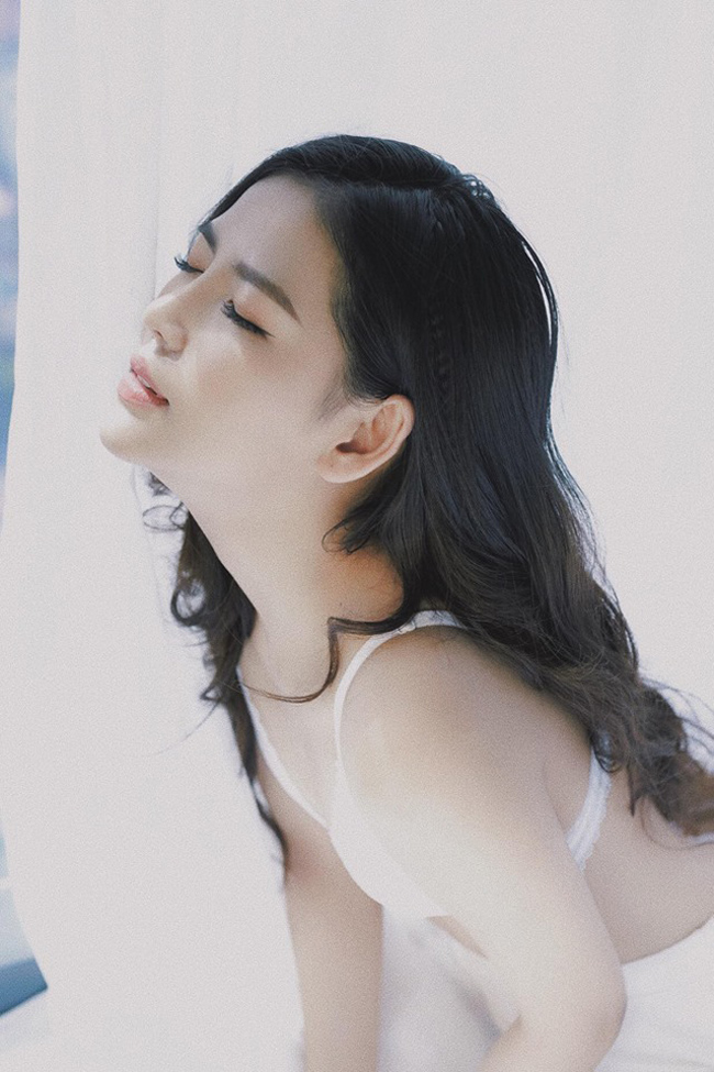 Tiểu thư con nhà giàu gợi cảm trong căn nhà tiền tỷ mới tậu-3