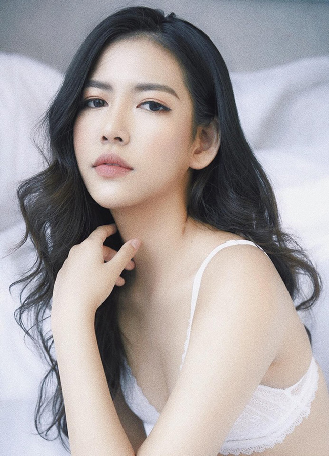 Tiểu thư con nhà giàu gợi cảm trong căn nhà tiền tỷ mới tậu-7