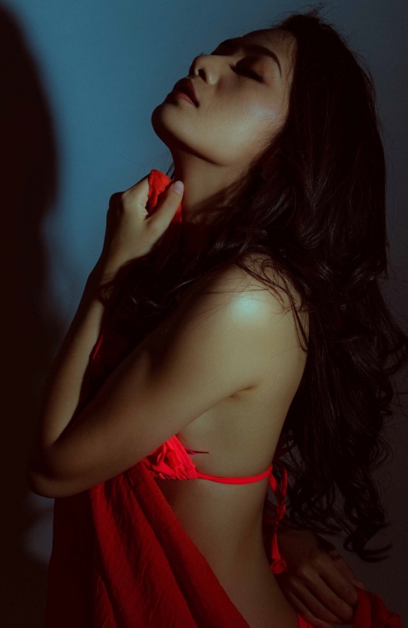 Tinna Tình khoe đường cong gợi cảm khẳng định không hư hỏng-7