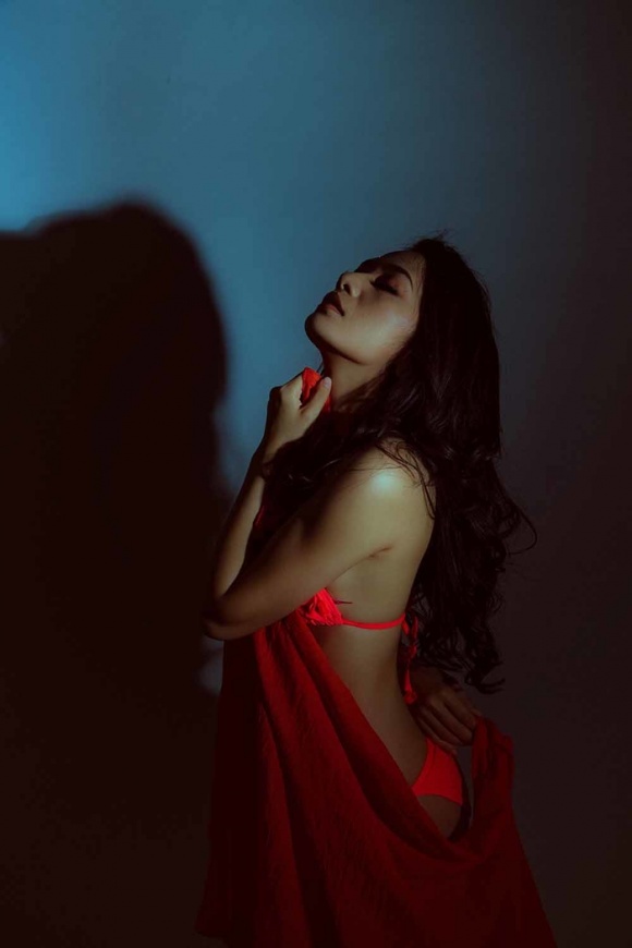 Tinna Tình khoe đường cong gợi cảm khẳng định không hư hỏng-9