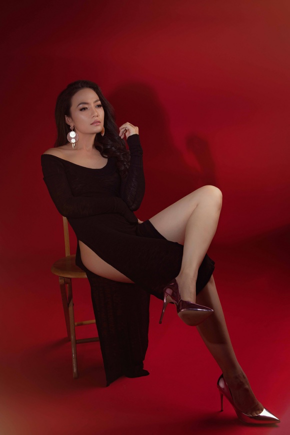 Tinna Tình khoe đường cong gợi cảm khẳng định không hư hỏng-5