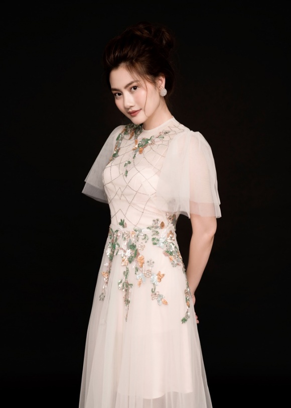 Chớp mắt đ15 năm làm nghề, Ngọc Lan vẫn xinh đẹp như gái đôi mươi-15