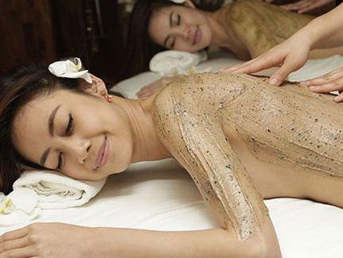 Ghi sổ ngay những cách làm trắng da toàn thân cấp tốc để diện bikini bỏng mắt