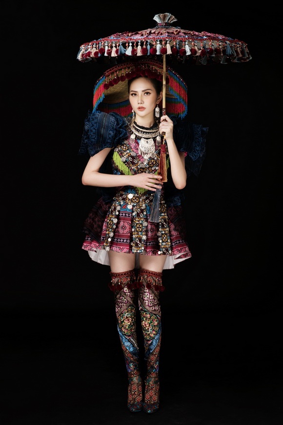 Diệu Linh chọn trang phục H’Mông thể hiện tại Nữ hoàng Du lịch Quốc tế 2018-11