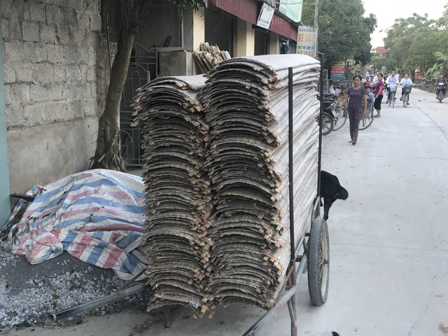 Lấy tiền cưới vợ xây xưởng, 8x trẻ quyết đưa bánh đa nem xuất khẩu-2