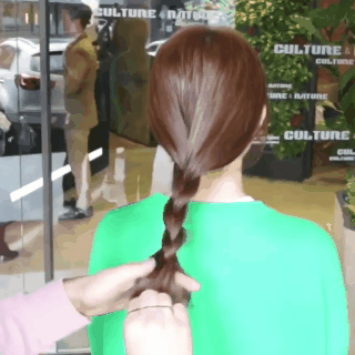 Hè nắng nóng mà không kịp chải chuốt thì cứ chọn 2 kiểu tóc vừa mát vừa nhanh gọn này-8