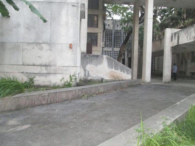 Cận cảnh ngôi nhà ma” số 300 Kim Mã sau gần 30 năm bỏ hoang-2