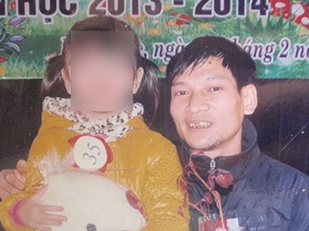 Vụ chồng chém vợ ở Phú Thọ: Xuất hiện kẻ lạ mặt tự ý lấy đồ mang đi