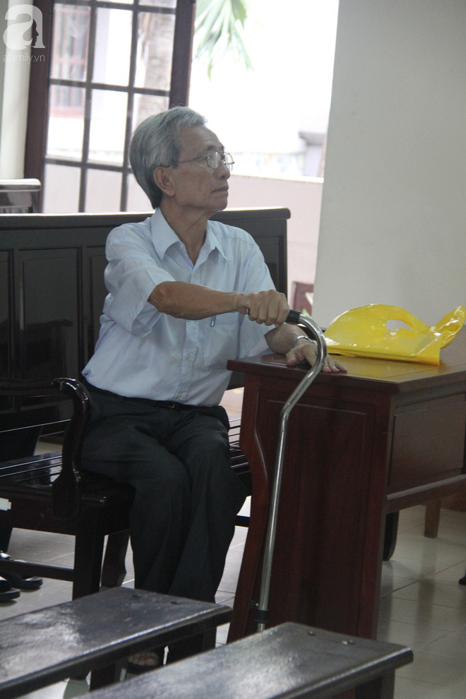 Nguyễn Khắc Thủy cho rằng mình bị vu khống: Tôi chỉ xoa đầu bé gái vì yêu thương chứ không làm gì cả-7