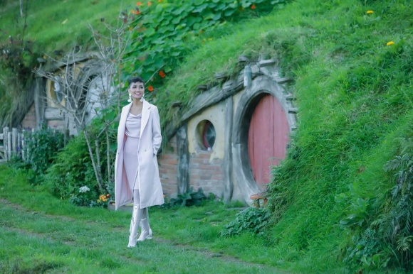 HHen Niê lạc vào xứ sở thần tiên của người lùn-7