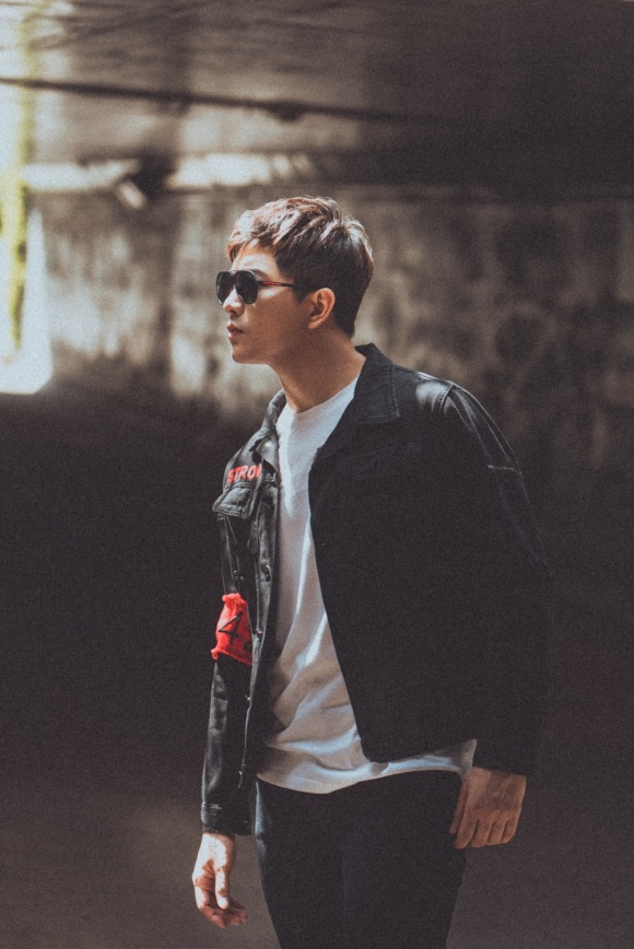 Tim trông vô cùng bụi phủi và đầy chất chơi trong bộ ảnh mới-19