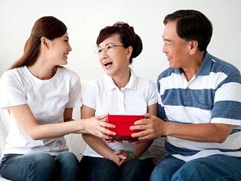 Âm mưu bất ngờ đằng sau căn nhà 4 tầng bố mẹ chồng tặng con dâu làm quà cưới