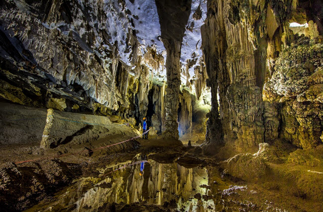Bên trong những hang động đẹp ngoạn mục ở Việt Nam được báo Anh ca ngợi-15