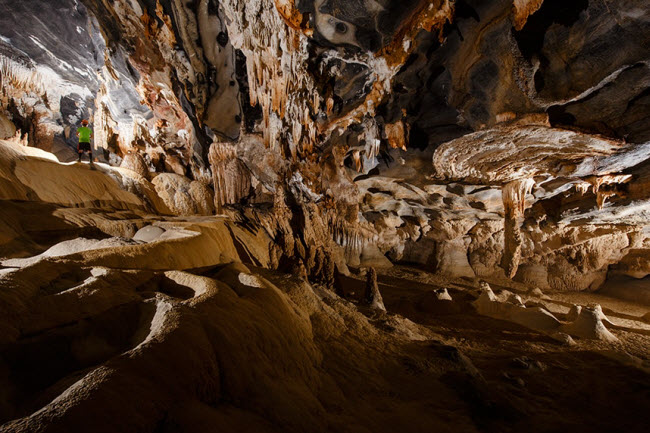 Bên trong những hang động đẹp ngoạn mục ở Việt Nam được báo Anh ca ngợi-20