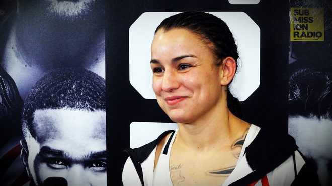 Mỹ nhân xinh đẹp bậc nhất làng võ bị đánh đến biến dạng mặt trong trận tranh đai thế giới-2