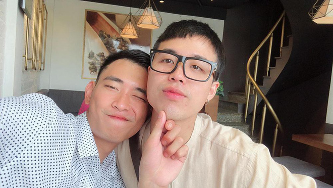 Chàng trai tìm được người đàn ông của đời mình nhờ khoe ảnh rửa 45 mâm bát ở nhà... bạn gái cũ-5