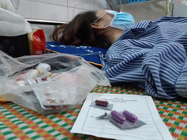 Sốt cao, giảm 10kg liên tục cô giáo trẻ choáng váng khi biết mắc căn bệnh lây qua nước bọt-1