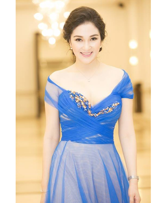 Nhan sắc quyến rũ của Nguyễn Thị Huyền và 4 hoa hậu làm MC-5