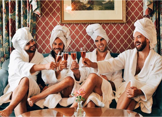 Chị em kêu gào khi xem ảnh sống ảo của các quý ông-10