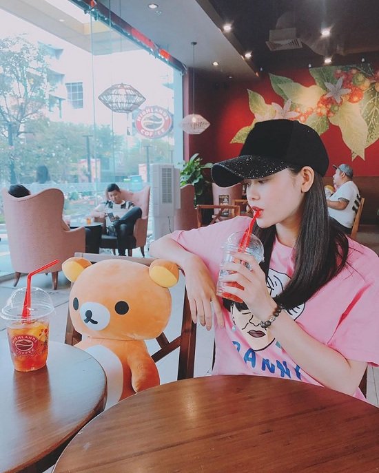 Diễn viên Lan Phương đăng ký kết hôn với bạn trai Tây cao 2m-9