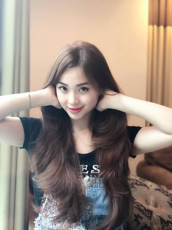 Diễn viên Lan Phương đăng ký kết hôn với bạn trai Tây cao 2m-3