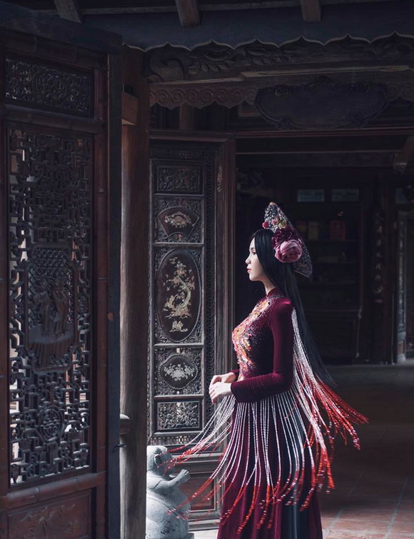 Không phải cứ mặc đồ gợi cảm mới đẹp, Ngọc Trinh diện áo dài vẫn thần thái đỉnh cao-13