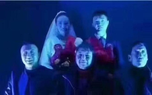 Chụp ảnh cưới kinh dị như phim ma, nhiếp ảnh gia tá hỏa cầu cứu nhờ chỉnh sửa-1