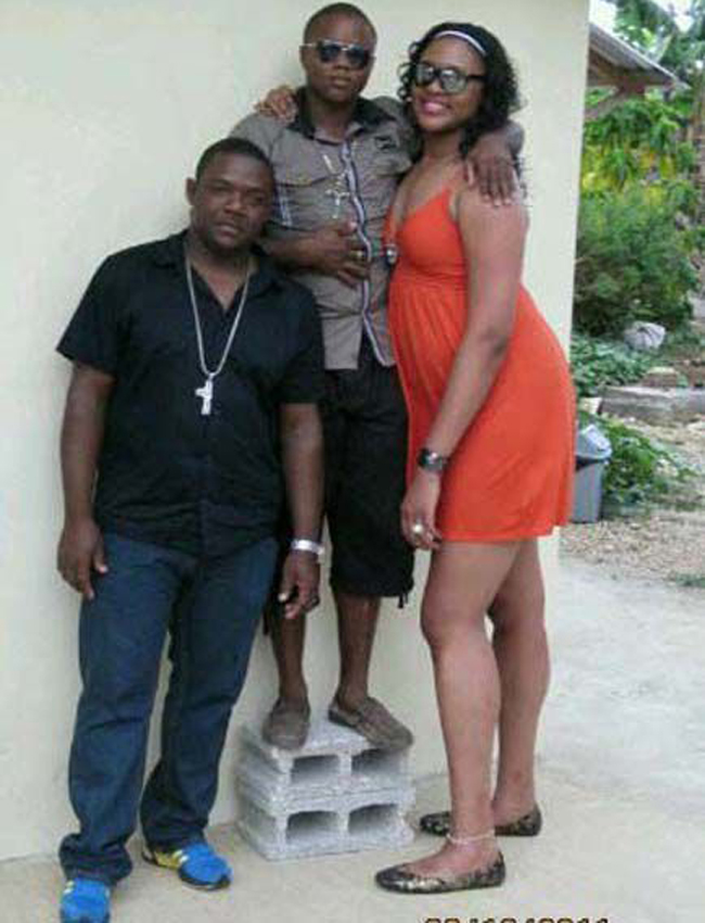 Cư dân mạng ngỡ ngàng với các cặp đôi đũa lệch-9