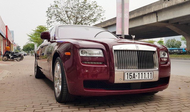 Đại gia Huế chơi Rolls-Royce Ghost biển ngũ quý 1 hơn 11 tỷ đồng-6