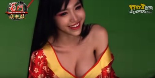 Choáng với ngực khủng” Elly Trần, Ngọc Trinh khi hoá thân mỹ nữ cổ trang-2